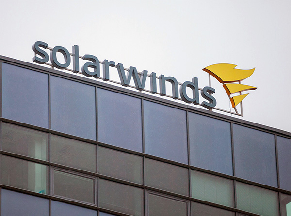 solarwinds-side-image